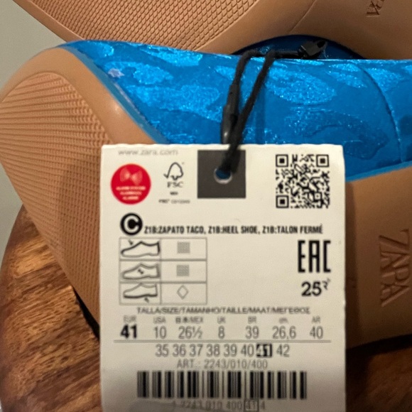 Zara Blue Embellished Heels - NWT - Picture 7 of 7